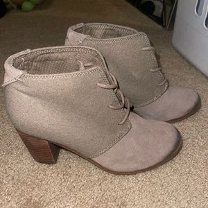 Toms lace up booties